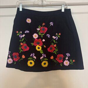Topshop Black Floral Embroidered Mini Skirt – Size US 6